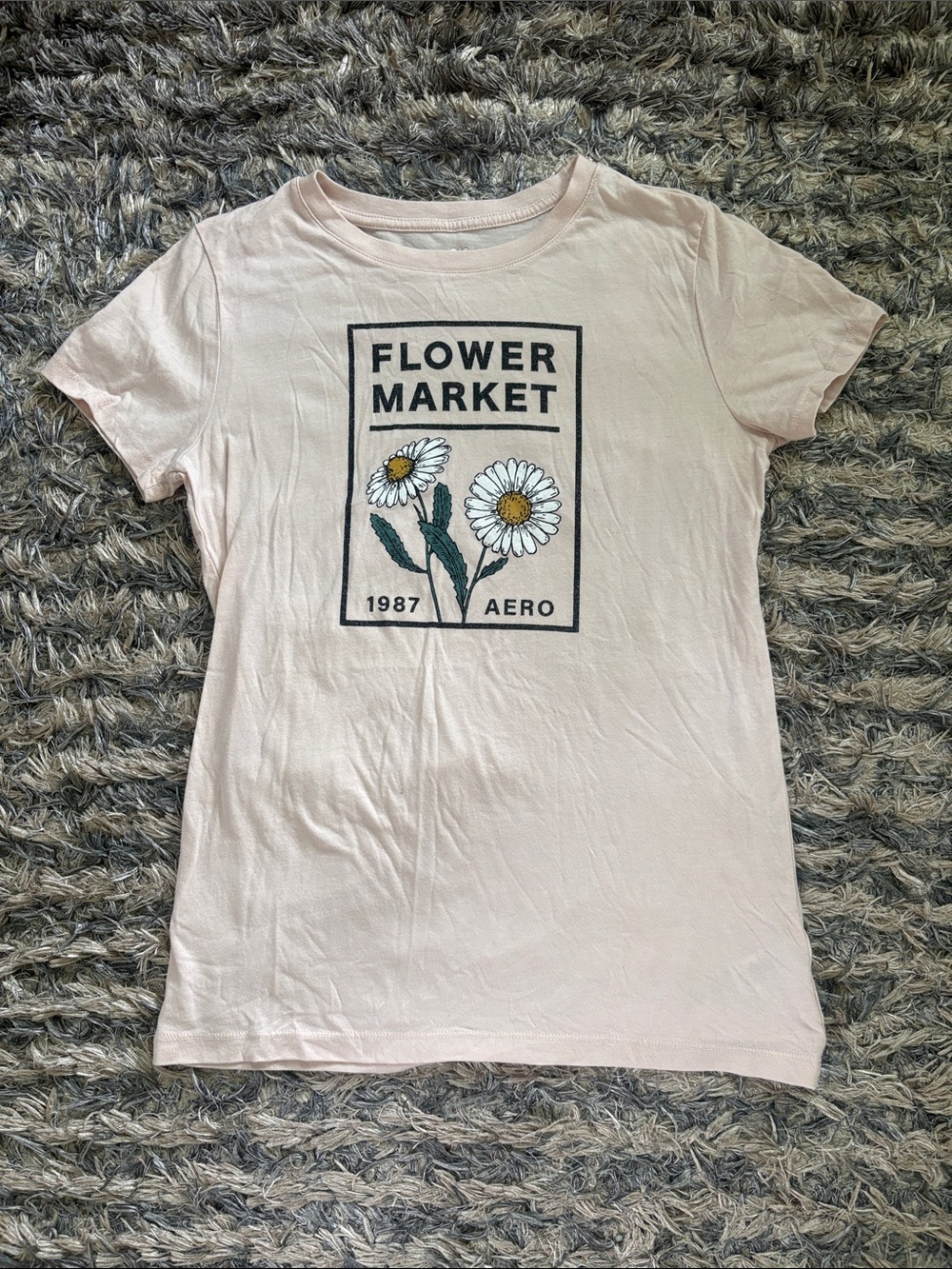 Aeropostale Light Pink Flower Market Graphic Cotton Tee L